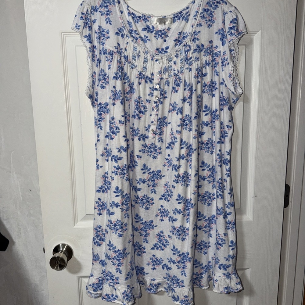 Eileen West nightgown XL Ruffles Lightweight Dainty Feminine Cotton Knit Soft